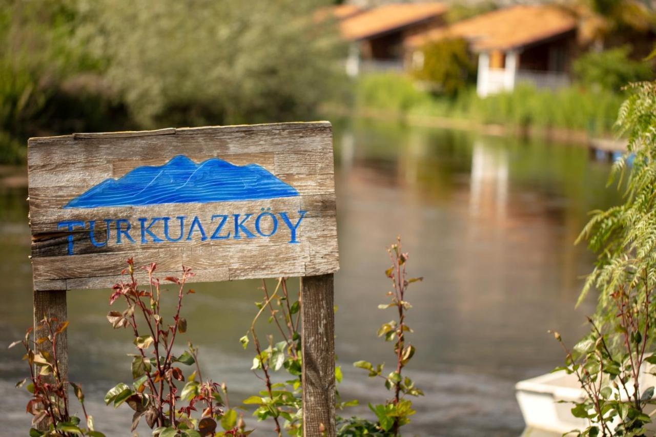 フィニケ Turkuazkoeyゲストハウス エクステリア 写真